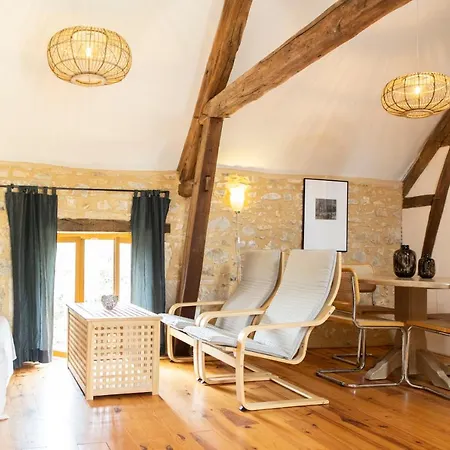 Couette-café Château La Barge - D'hôtes La Boissière-dʼAns